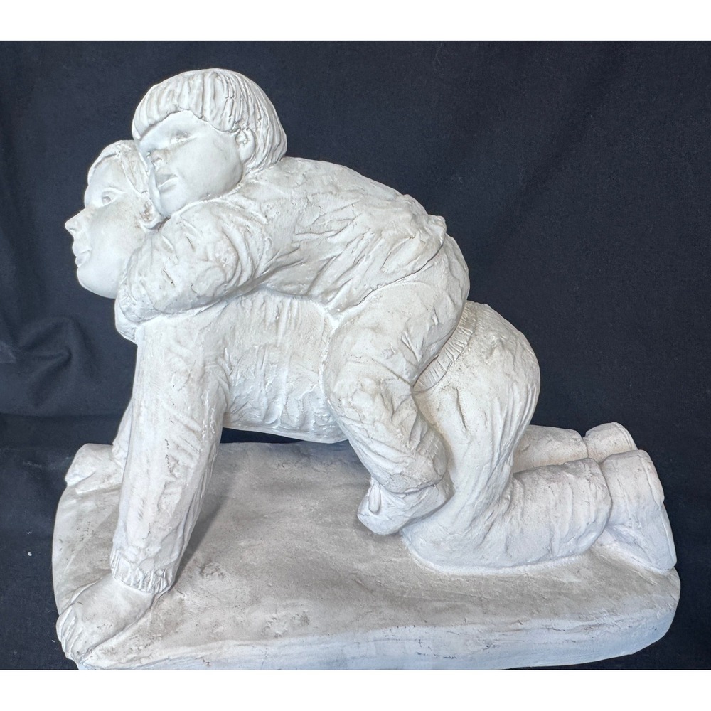 Austin Sculpture Dee Crowley Piggyback Ride Children Statue Vintage 1987 White